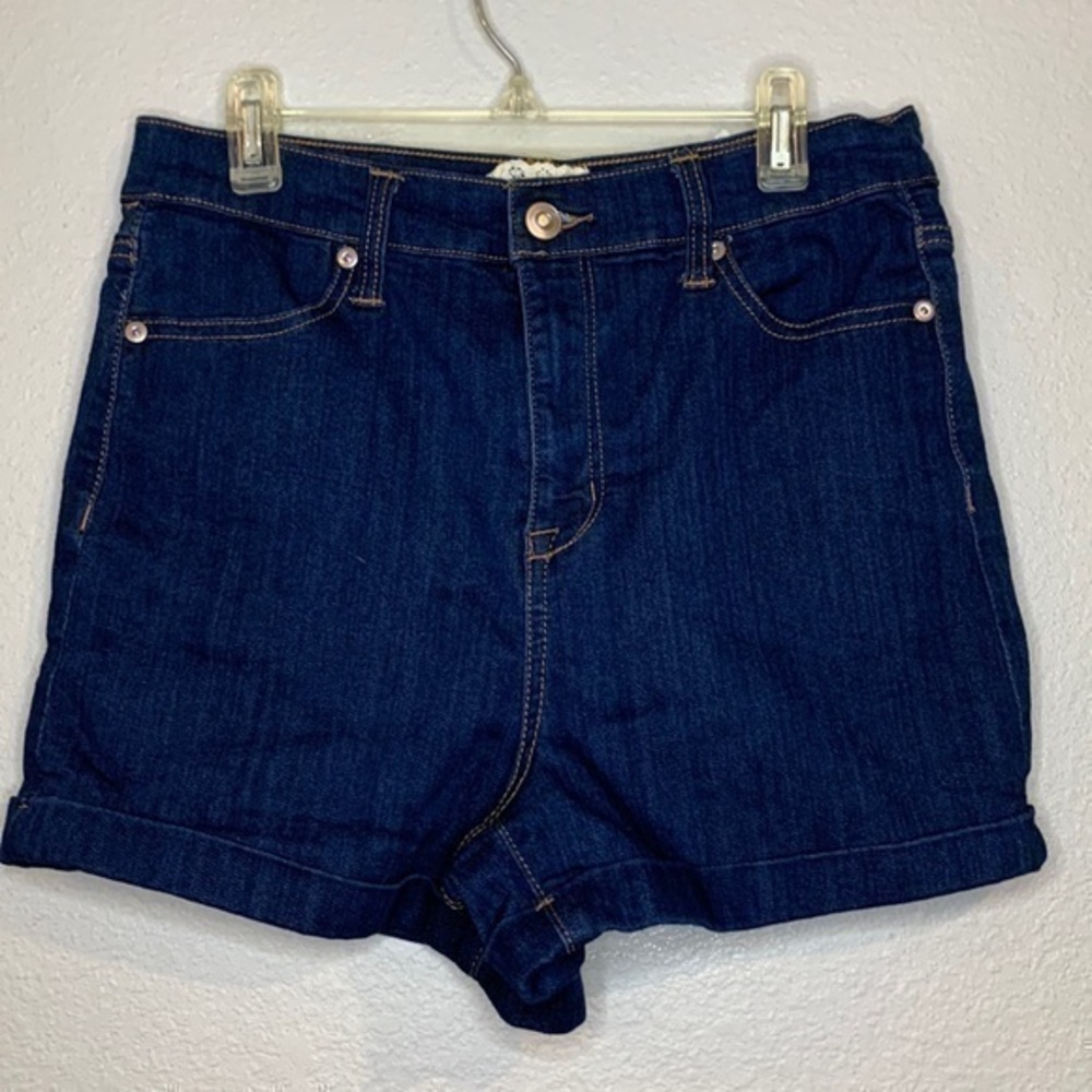 Altar’d State stretch high rise fixed cuff denim shorts dark wash 29/9